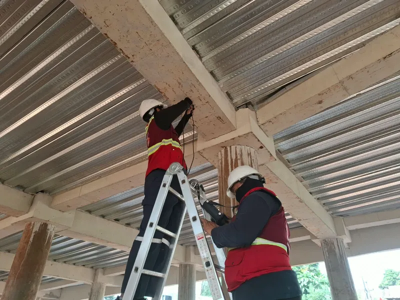 Pengujian Susunan Tulangan Pada Struktur Jembatan Fly Over di Tangerang - Dokumentasi 5